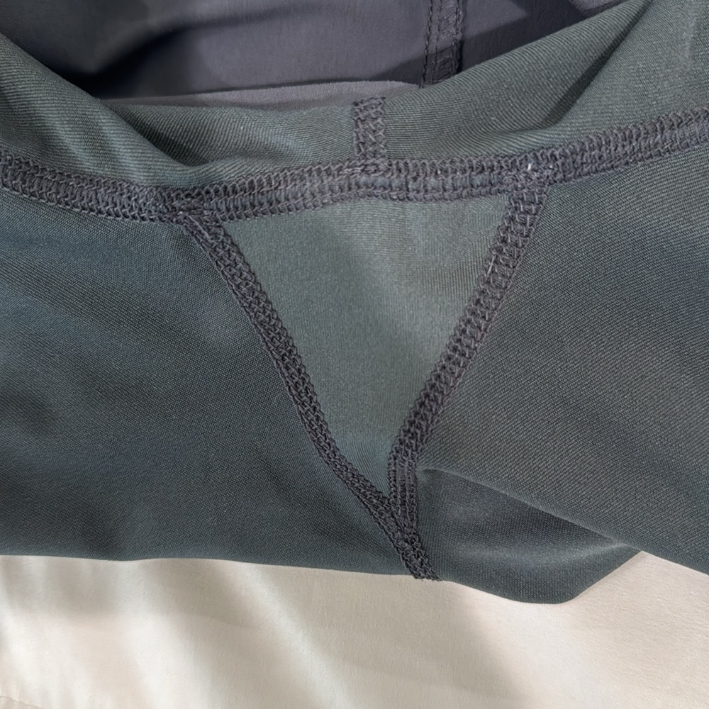 Eddie Bauer Horizon Adventure Golf Hiking Skort - Size 12 - Gray - Picture 9 of 9